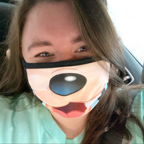 Meet your Posher, Jillian - Picture 1 of 3